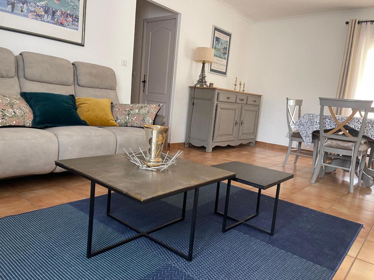 מארגריט Confortable Villa De Vacances Entre Nimes, Le Pont Du Gard, Uzes, Arles, Avignon מראה חיצוני תמונה